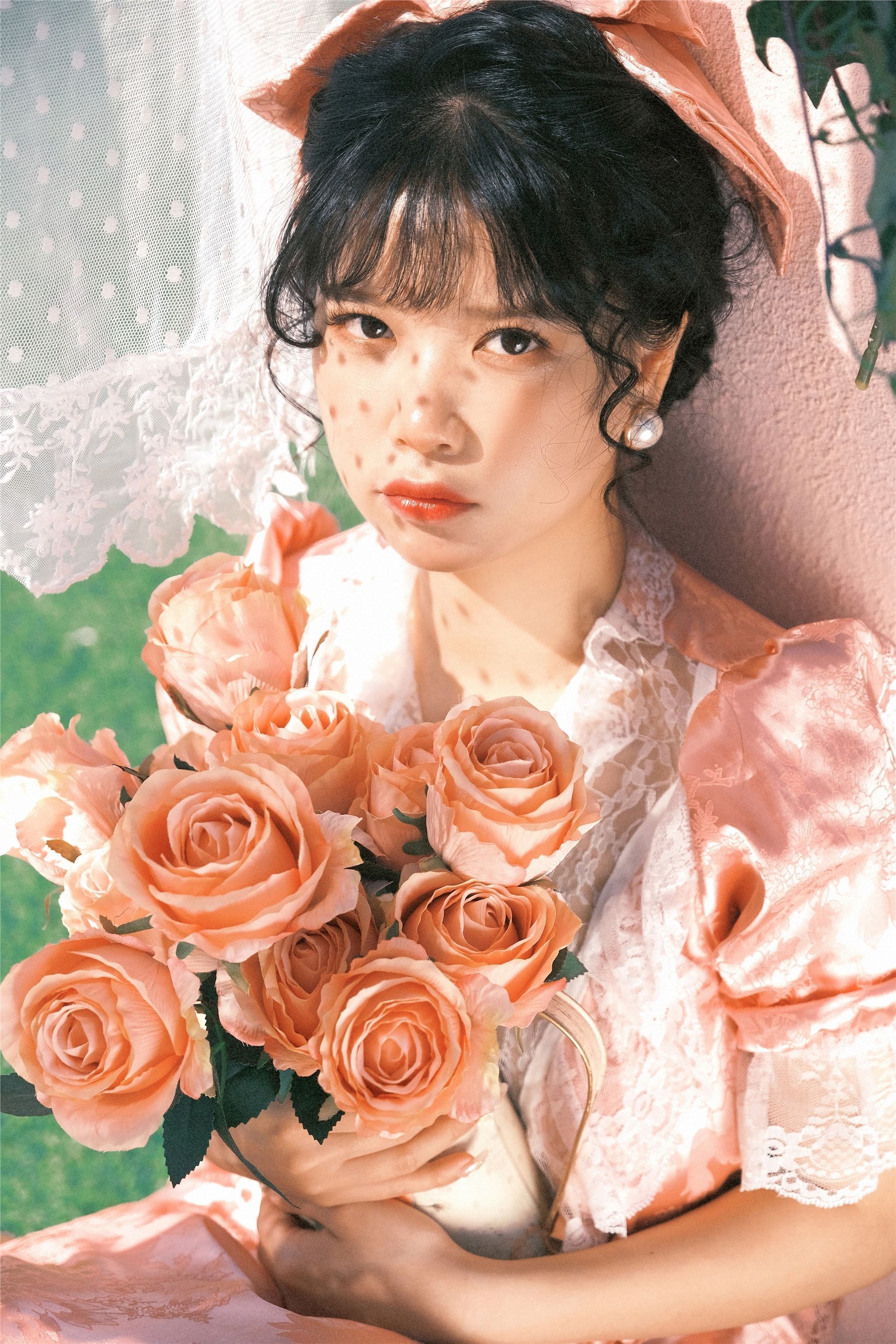 YITUYU艺图语 2025.01.22 少女的梦里 张张